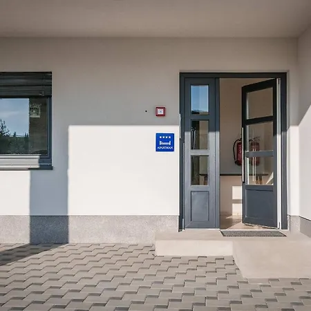 Barmel Apartman *